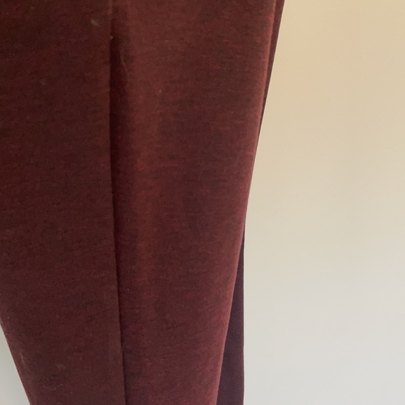 NWT maternity ponte pants - Picture 4 of 4